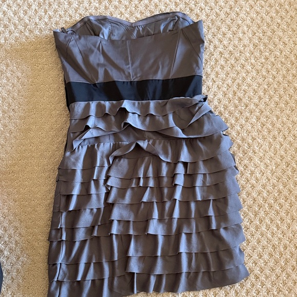 H&M Strapless Gray Ruffle Dress - Picture 6 of 6